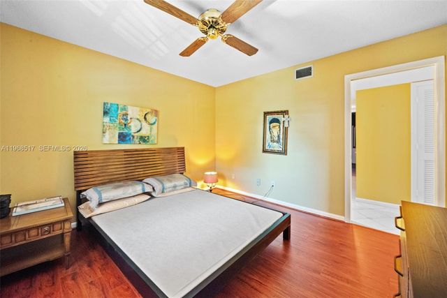 4950 E Sabal Palm Blvd 310, Tamarac, FL 33319