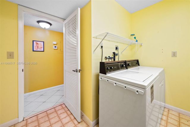 4950 E Sabal Palm Blvd 310, Tamarac, FL 33319