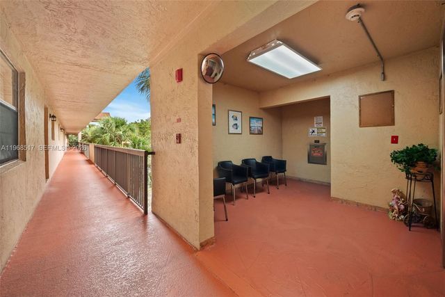 4950 E Sabal Palm Blvd 310, Tamarac, FL 33319