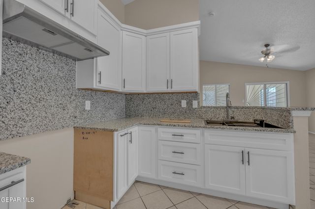 11664 SUNSET ROSE Drive, El Paso, TX 79936