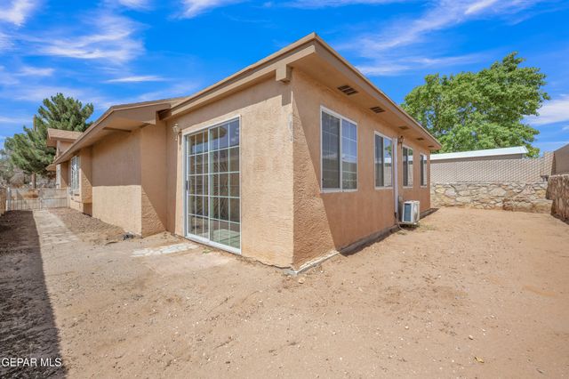 11664 SUNSET ROSE Drive, El Paso, TX 79936