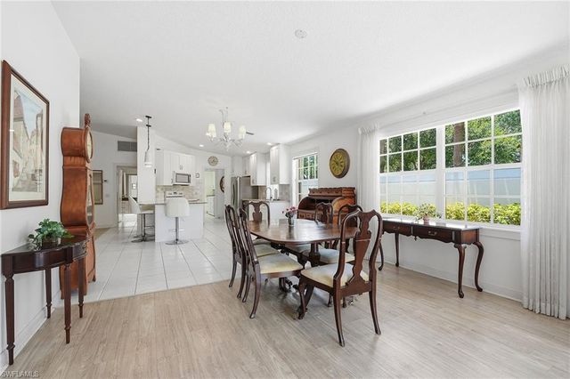 3105 Andorra Cr, Naples, FL 34109