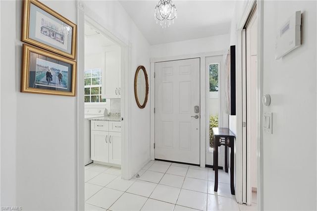 3105 Andorra Cr, Naples, FL 34109