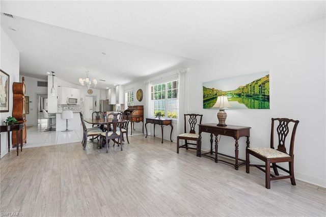 3105 Andorra Cr, Naples, FL 34109