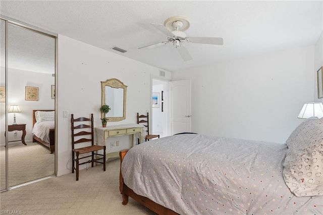 3105 Andorra Cr, Naples, FL 34109