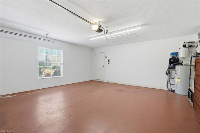 3105 Andorra Cr, Naples, FL 34109