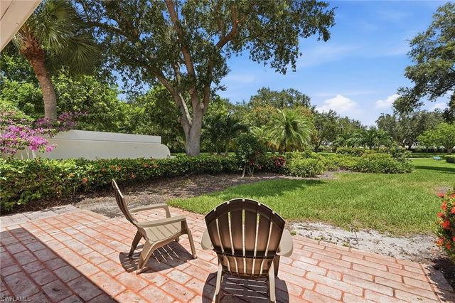 3105 Andorra Cr, Naples, FL 34109