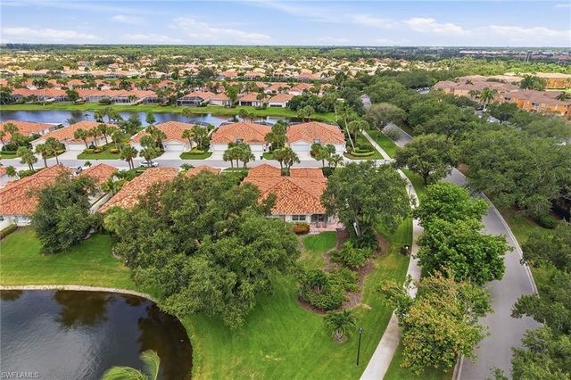 3105 Andorra Cr, Naples, FL 34109