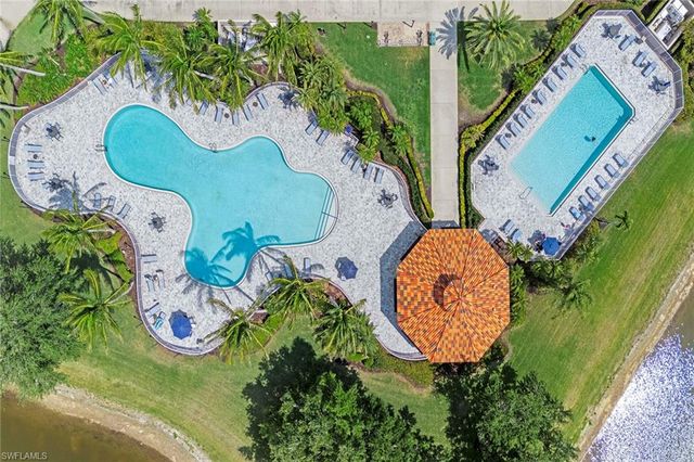3105 Andorra Cr, Naples, FL 34109