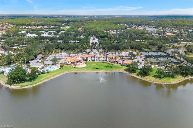 3105 Andorra Cr, Naples, FL 34109