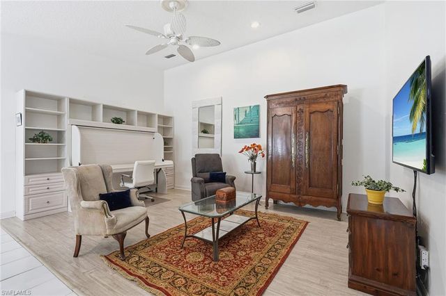 3105 Andorra Cr, Naples, FL 34109