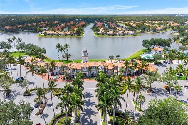 3105 Andorra Cr, Naples, FL 34109