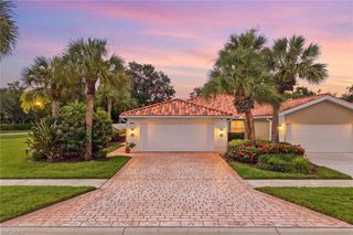 3105 Andorra Cr, Naples, FL 34109