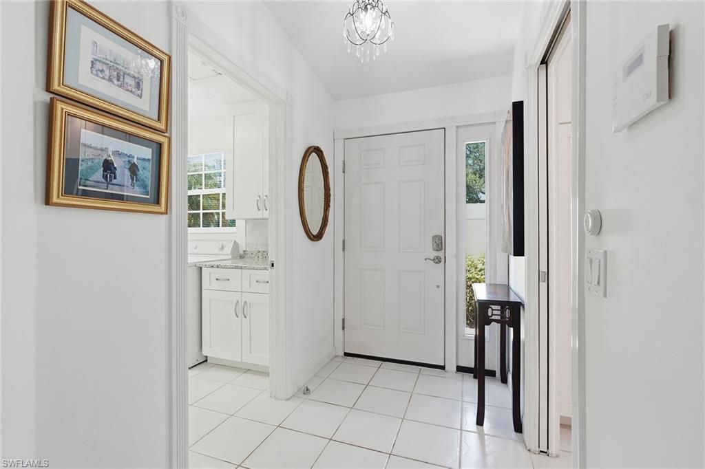 3105 Andorra Cr, NAPLES, FL 34109 — photo 2