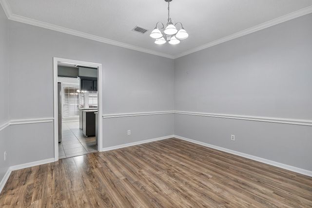 5622 Woodland Creek Drive, Houston, TX 77345