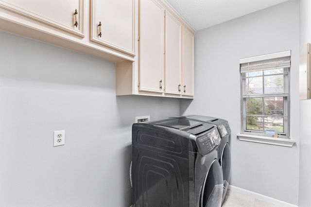 5622 Woodland Creek Drive, Houston, TX 77345