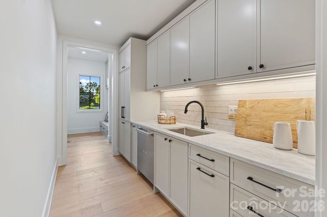 217 Crest Court, Weddington, NC 28104