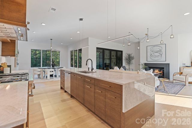 217 Crest Court, Weddington, NC 28104