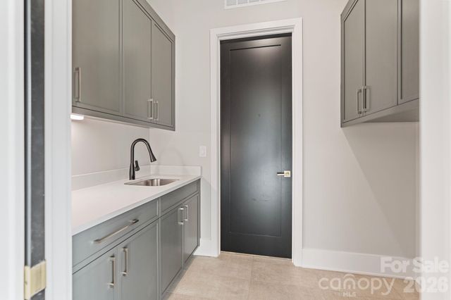 217 Crest Court, Weddington, NC 28104