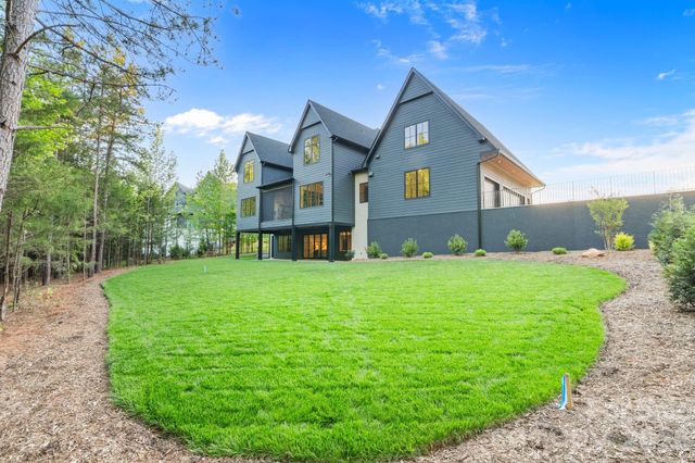 217 Crest Court, Weddington, NC 28104