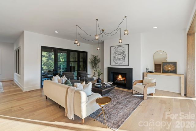 217 Crest Court, Weddington, NC 28104