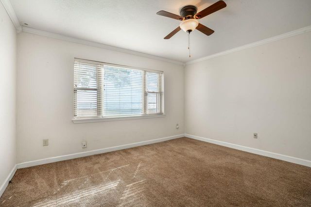 2595 W Highway 98, Mary Esther, FL 32569