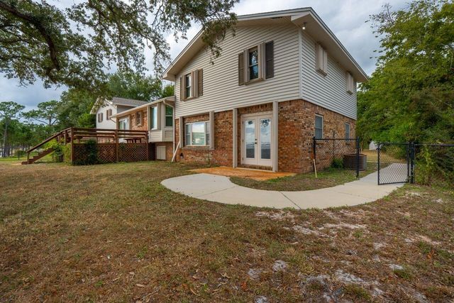 2595 W Highway 98, Mary Esther, FL 32569