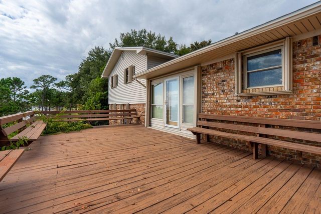 2595 W Highway 98, Mary Esther, FL 32569