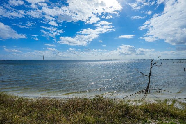 2595 W Highway 98, Mary Esther, FL 32569