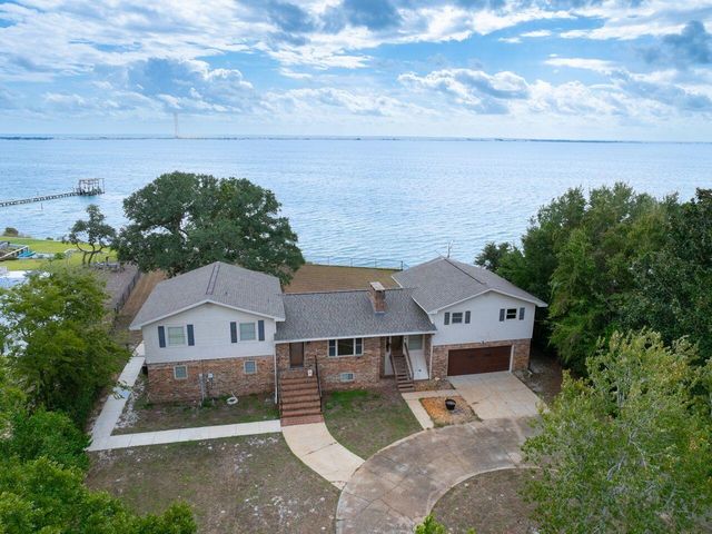 2595 W Highway 98, Mary Esther, FL 32569