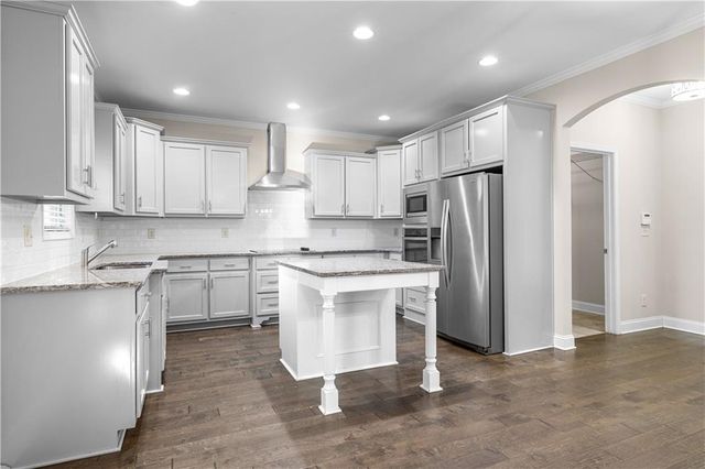 105 Turnberry Trace, Sharpsburg, GA 30277