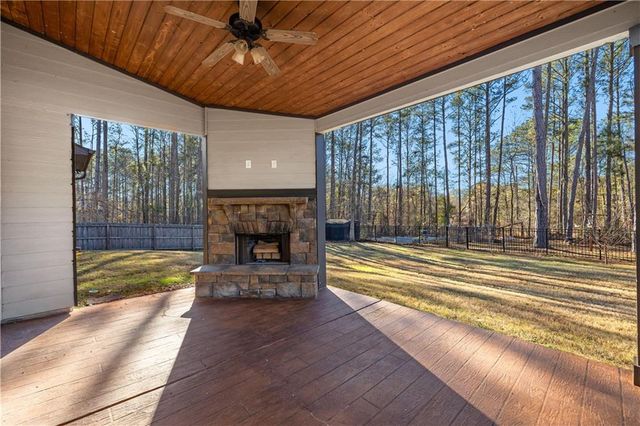 105 Turnberry Trace, Sharpsburg, GA 30277