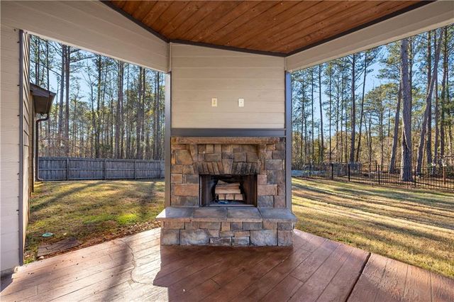 105 Turnberry Trace, Sharpsburg, GA 30277