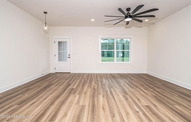 839 N LOWDER Street, Macclenny, FL 32063
