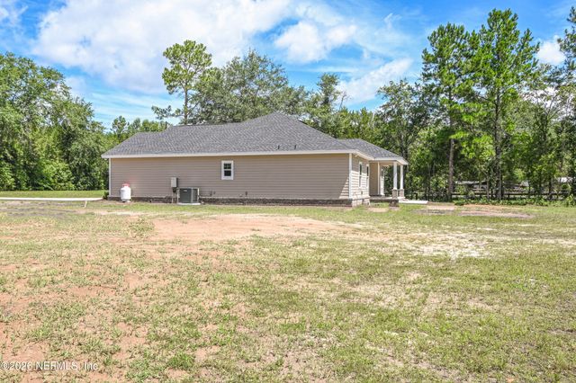 839 N LOWDER Street, Macclenny, FL 32063