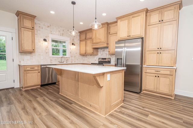 839 N LOWDER Street, Macclenny, FL 32063