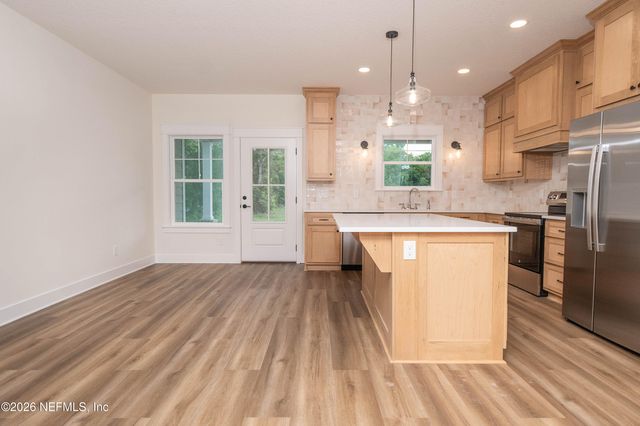 839 N LOWDER Street, Macclenny, FL 32063