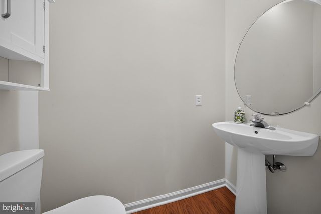 28 SUTTON CT, Pennington, NJ 08534