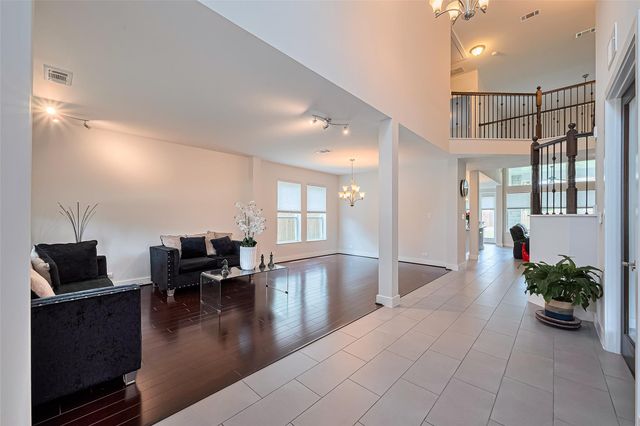 18806 Dove Creek Springs Trail, Cypress, TX 77433