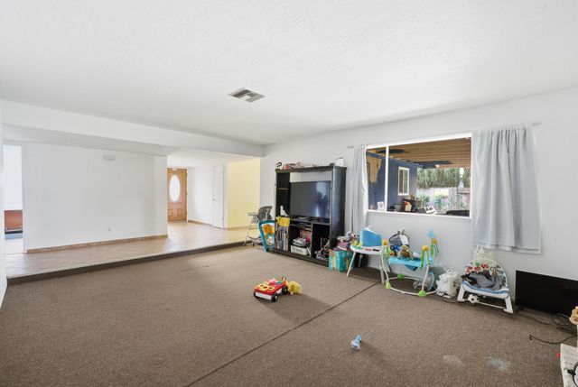 1705 S Bradley Street, Visalia, CA 93292