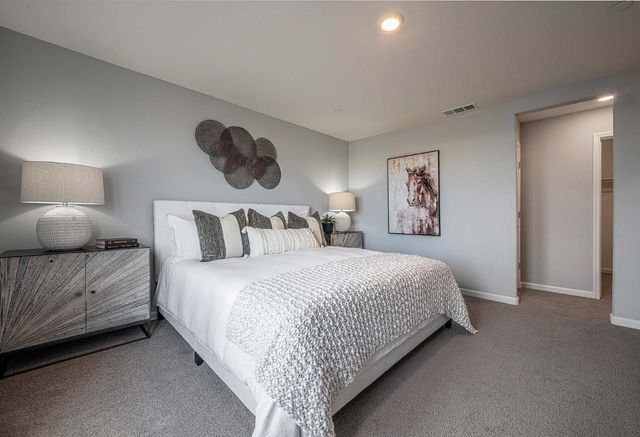 2045 Heidi Avenue # 2048S, Sanger, CA 93657
