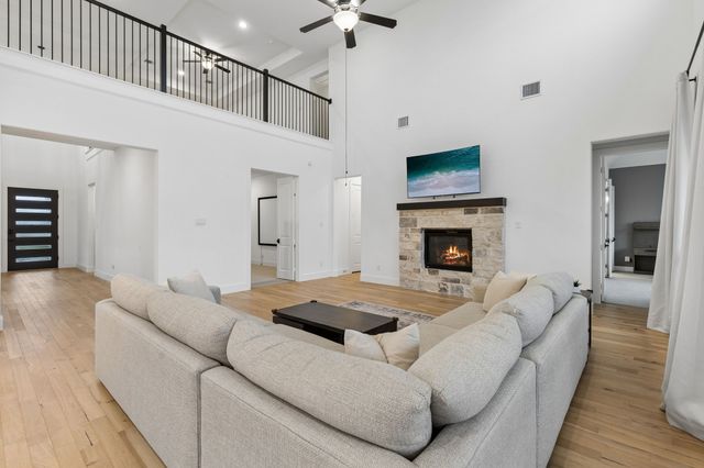 566 Broadleaf Way, Haslet, TX 76052
