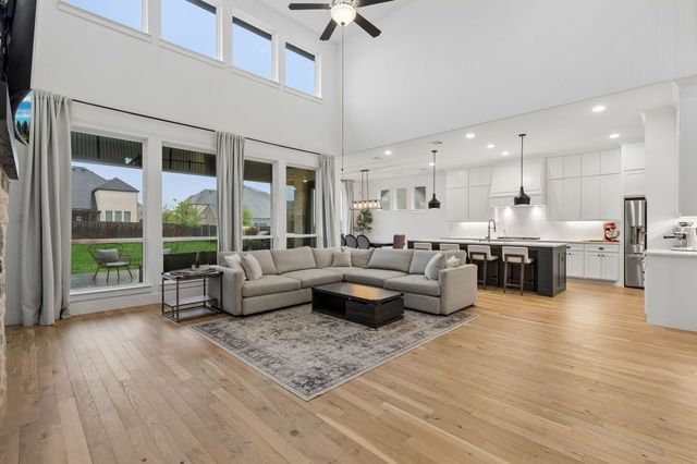 566 Broadleaf Way, Haslet, TX 76052