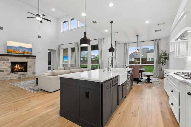 566 Broadleaf Way, Haslet, TX 76052