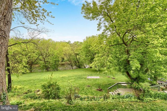 619 ERFORD RD, Camp Hill, PA 17011