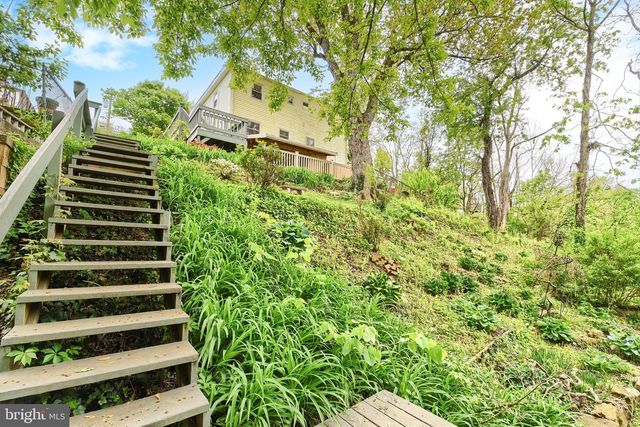619 ERFORD RD, Camp Hill, PA 17011