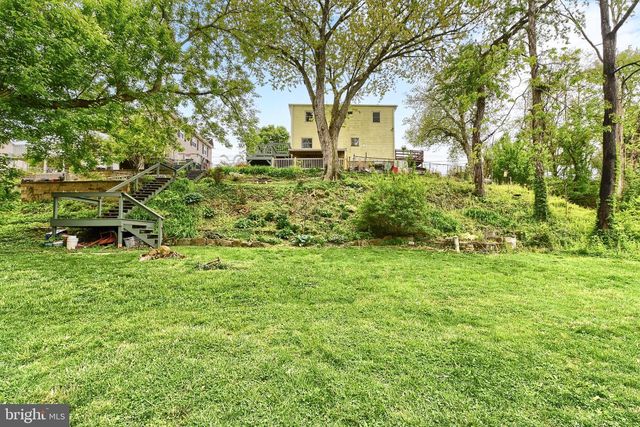 619 ERFORD RD, Camp Hill, PA 17011