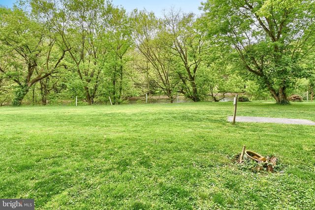 619 ERFORD RD, Camp Hill, PA 17011