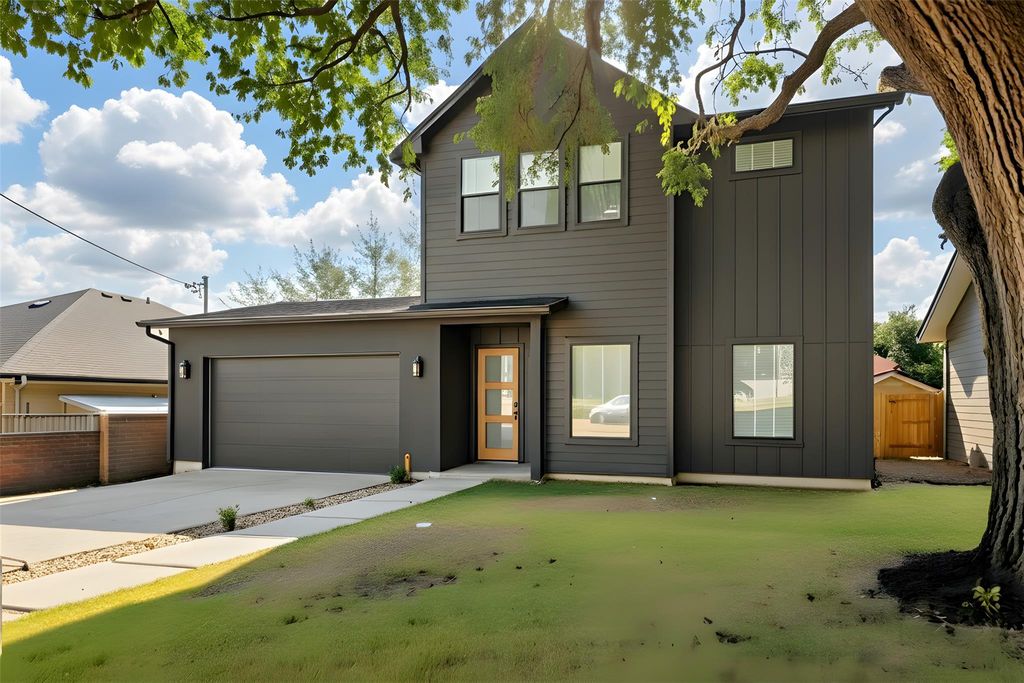 18205 Fair LN, Jonestown, TX 78645