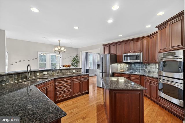 77 CALEB LN, Princeton, NJ 08540